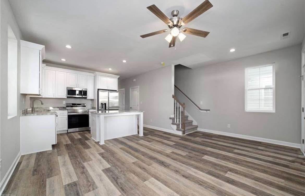 833 A Ave #1 - Photo 4 of 15