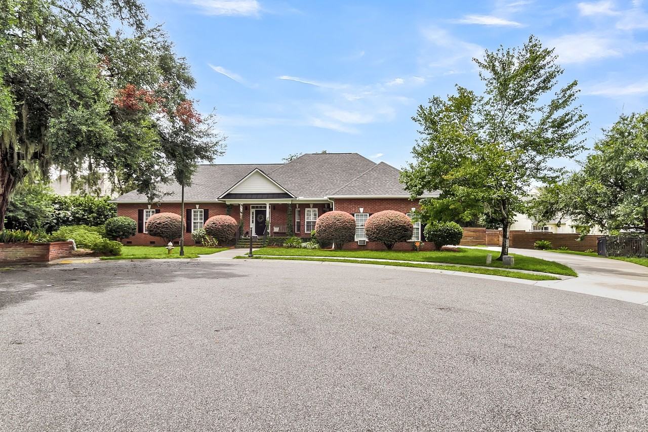 5049 Spaniel Dr #1 - Photo 4 of 47