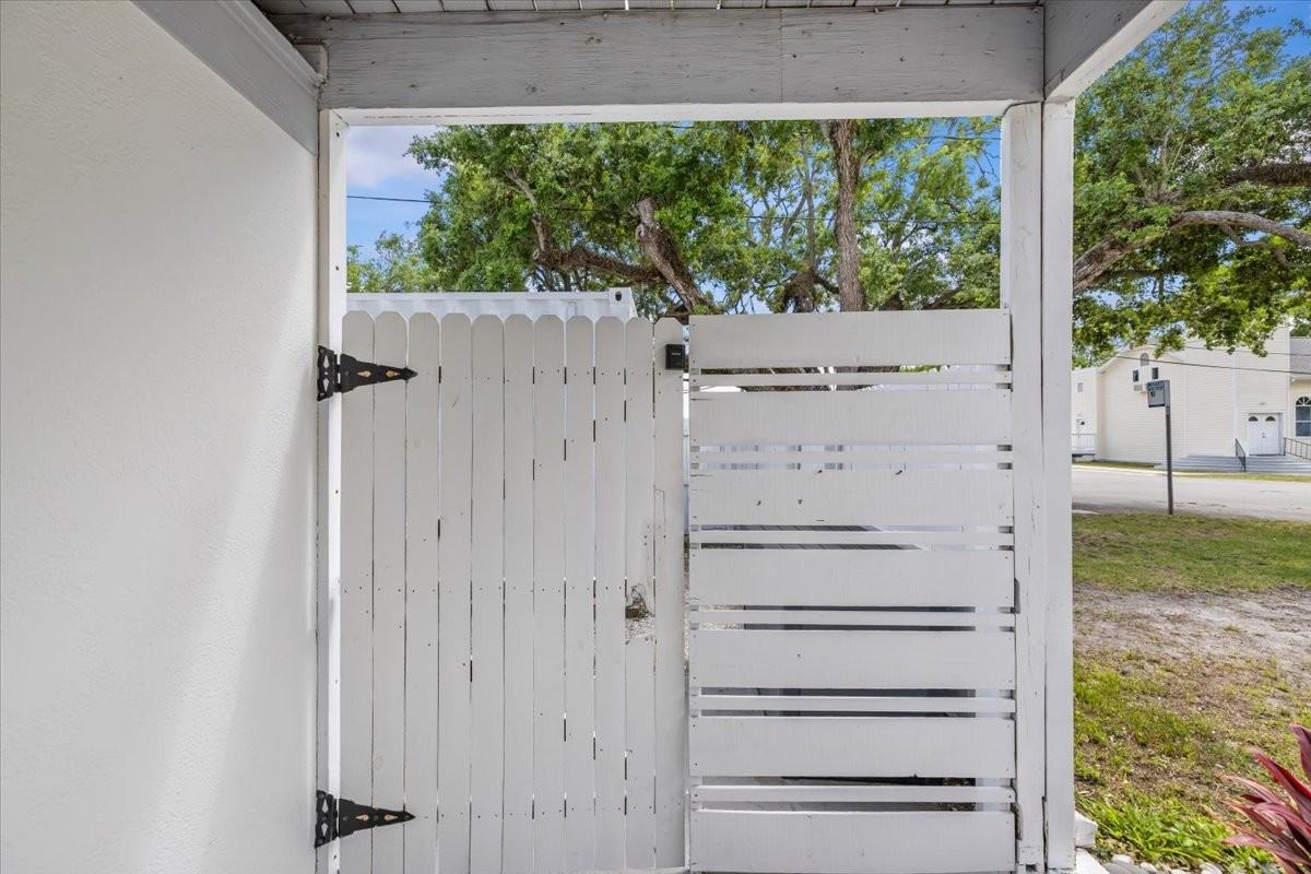 7318 S Kissimmee St #1 - Photo 4 of 50