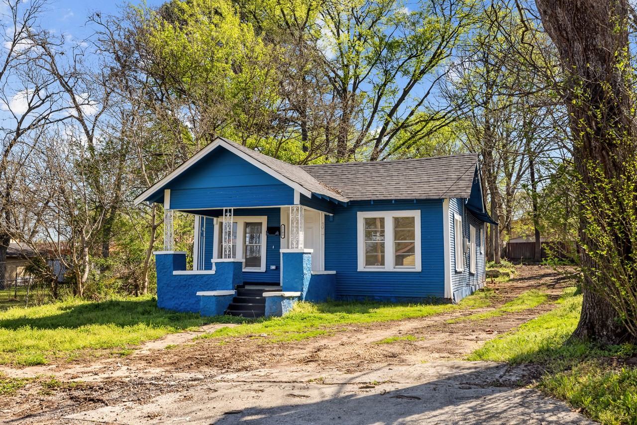 1209 19th Pl Sw #1 - Photo 3 of 17