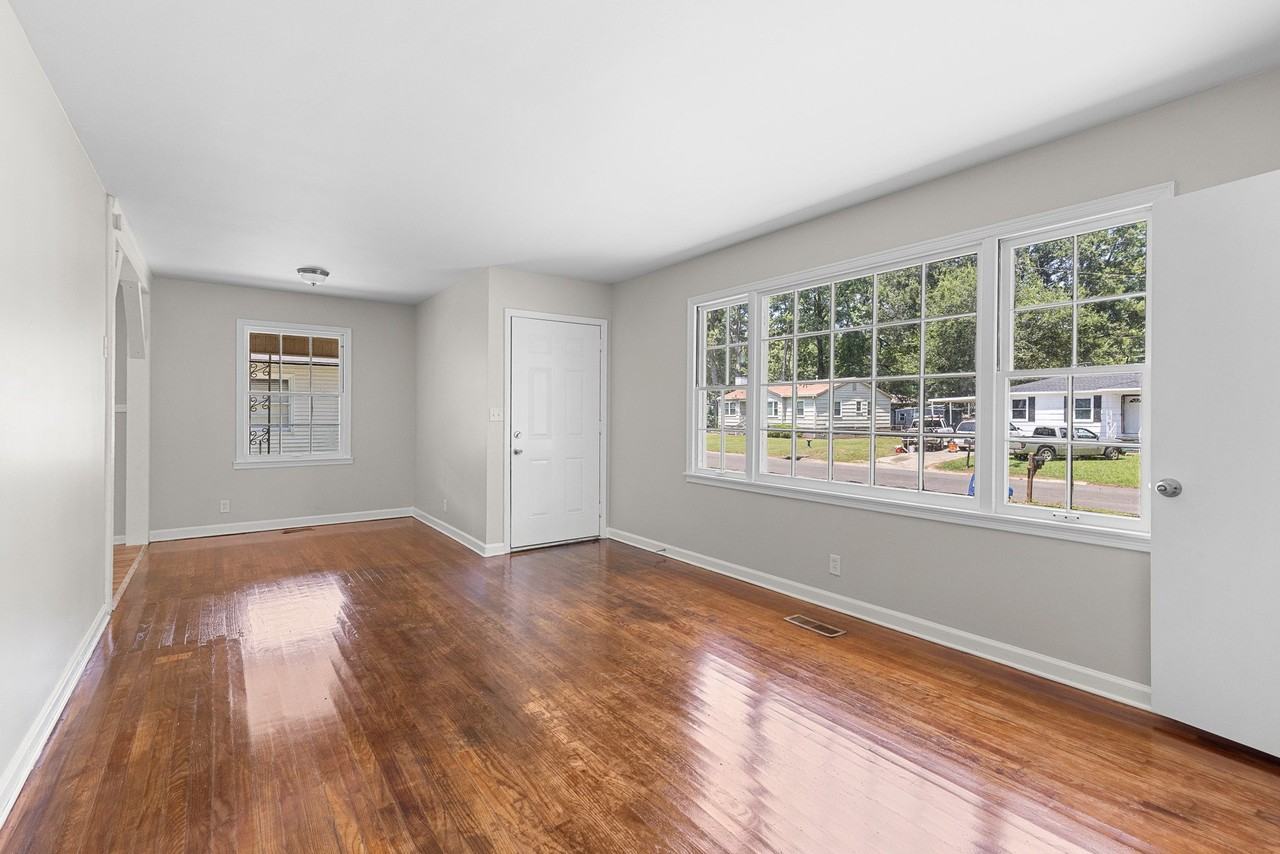 149 Rose Dr #1 - Photo 6 of 18