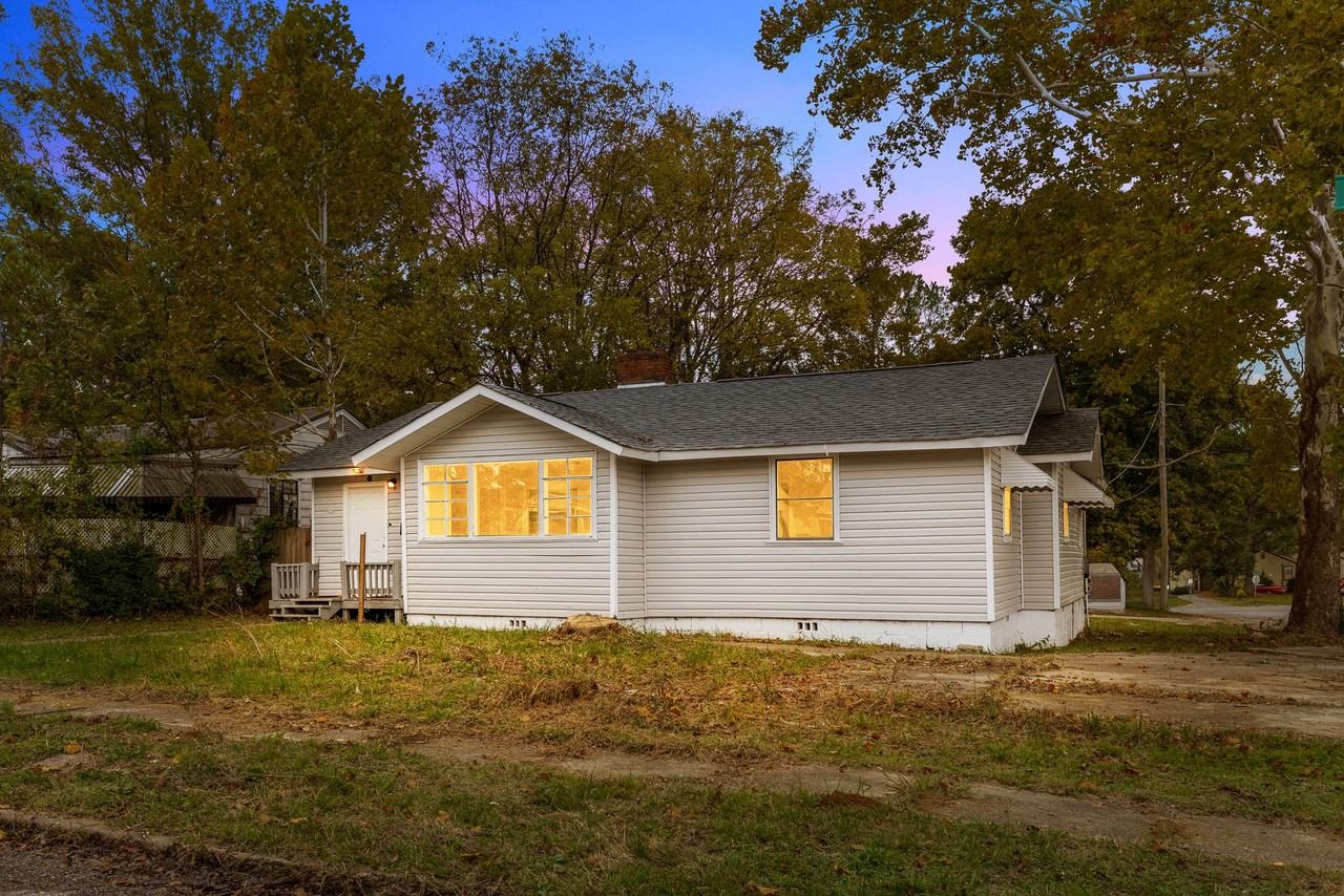 1893 Princeton Ct Sw #1 - Photo 2 of 18