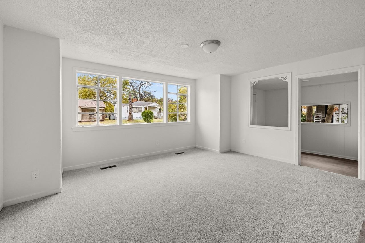 1893 Princeton Ct Sw #1 - Photo 4 of 18