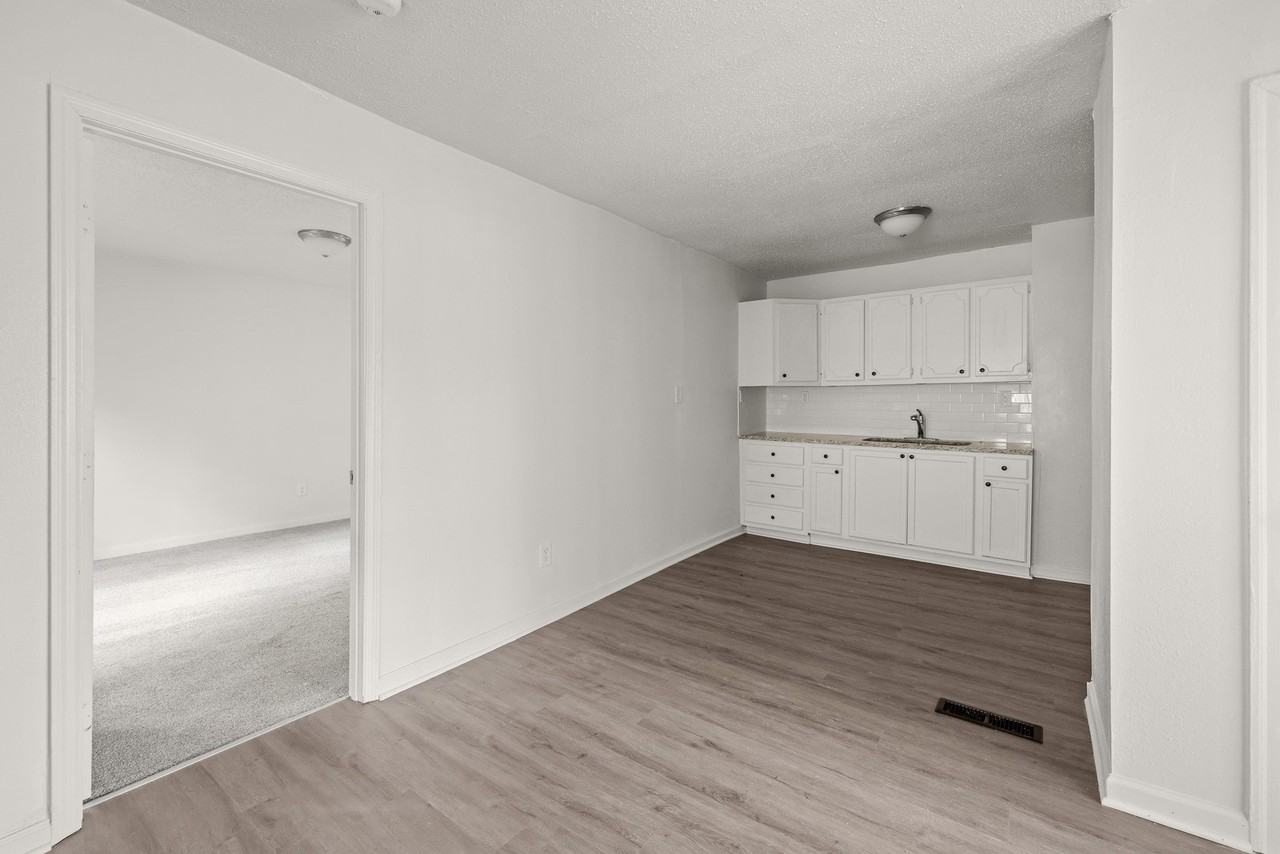 1893 Princeton Ct Sw #1 - Photo 6 of 18