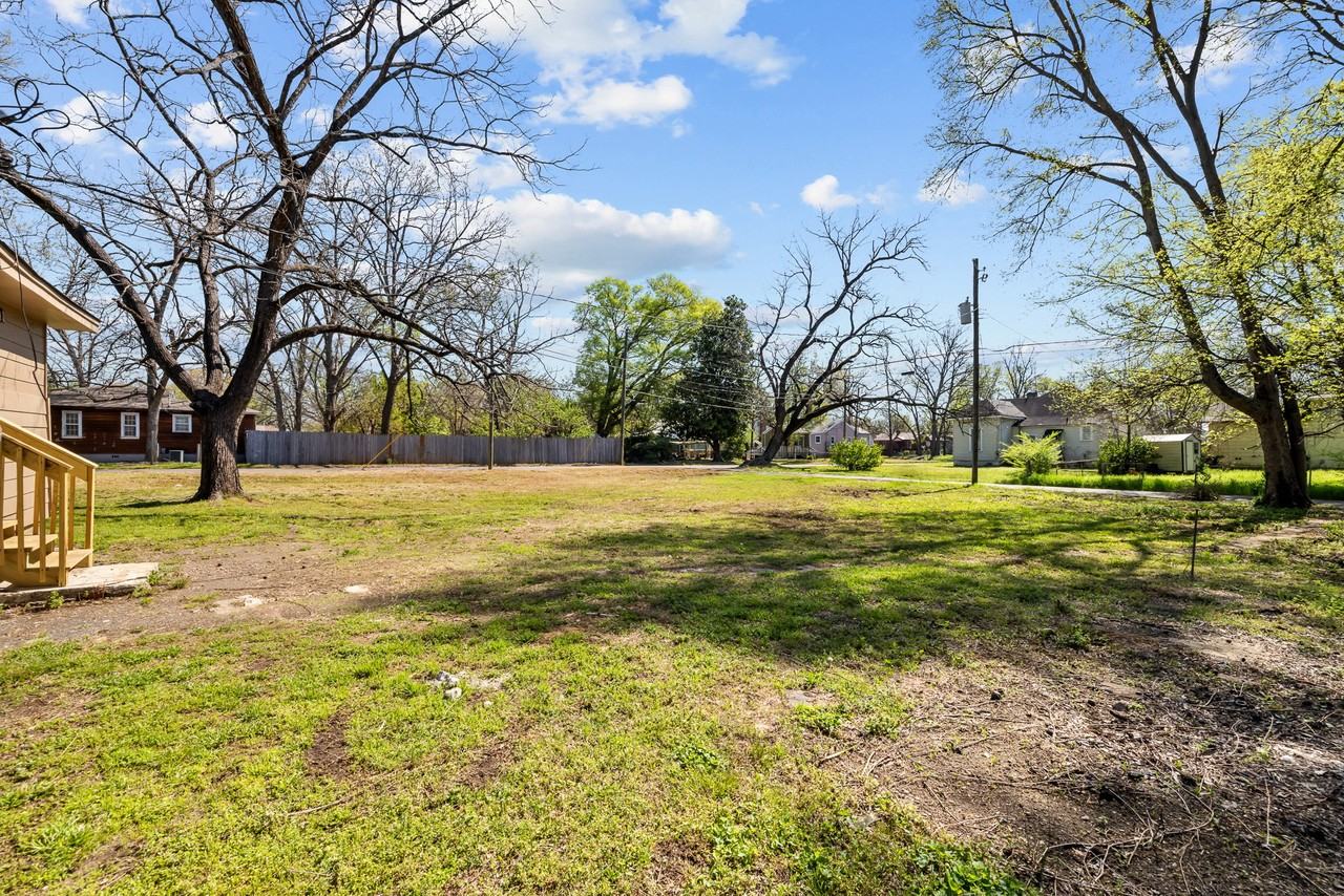 2017 48th Street Ensley #1 - Photo 6 of 24