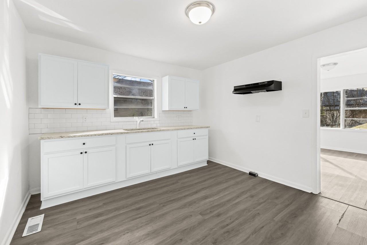 417 Athens Ave #1 - Photo 6 of 16