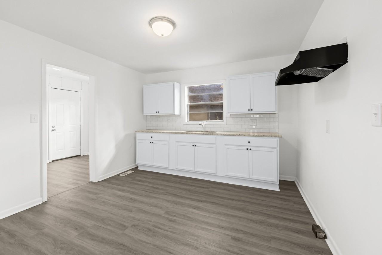 417 Athens Ave #1 - Photo 7 of 16