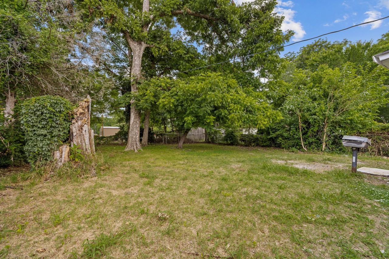 4813 Court S #1 - Photo 6 of 17