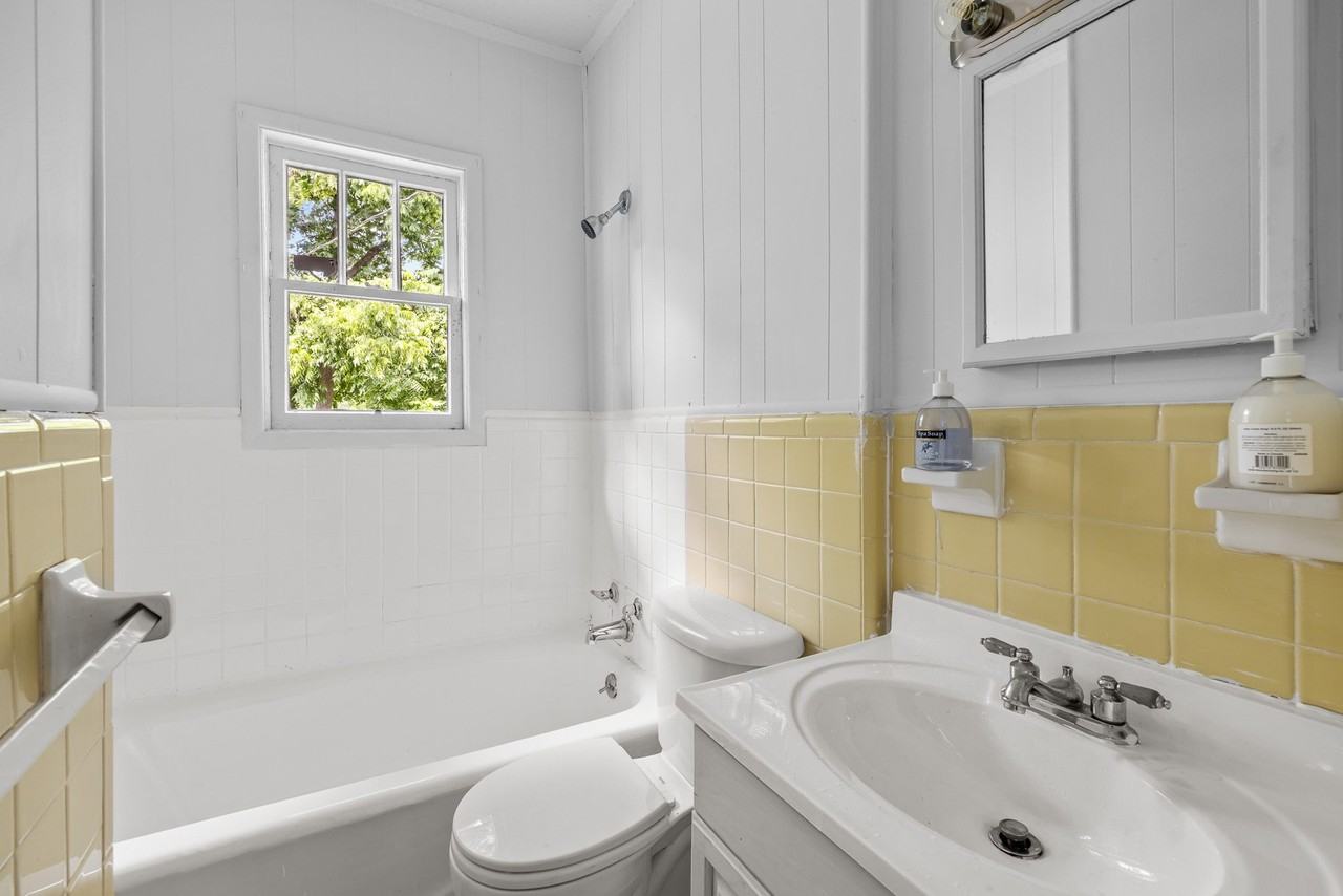 4813 Court S #1 - Photo 7 of 17