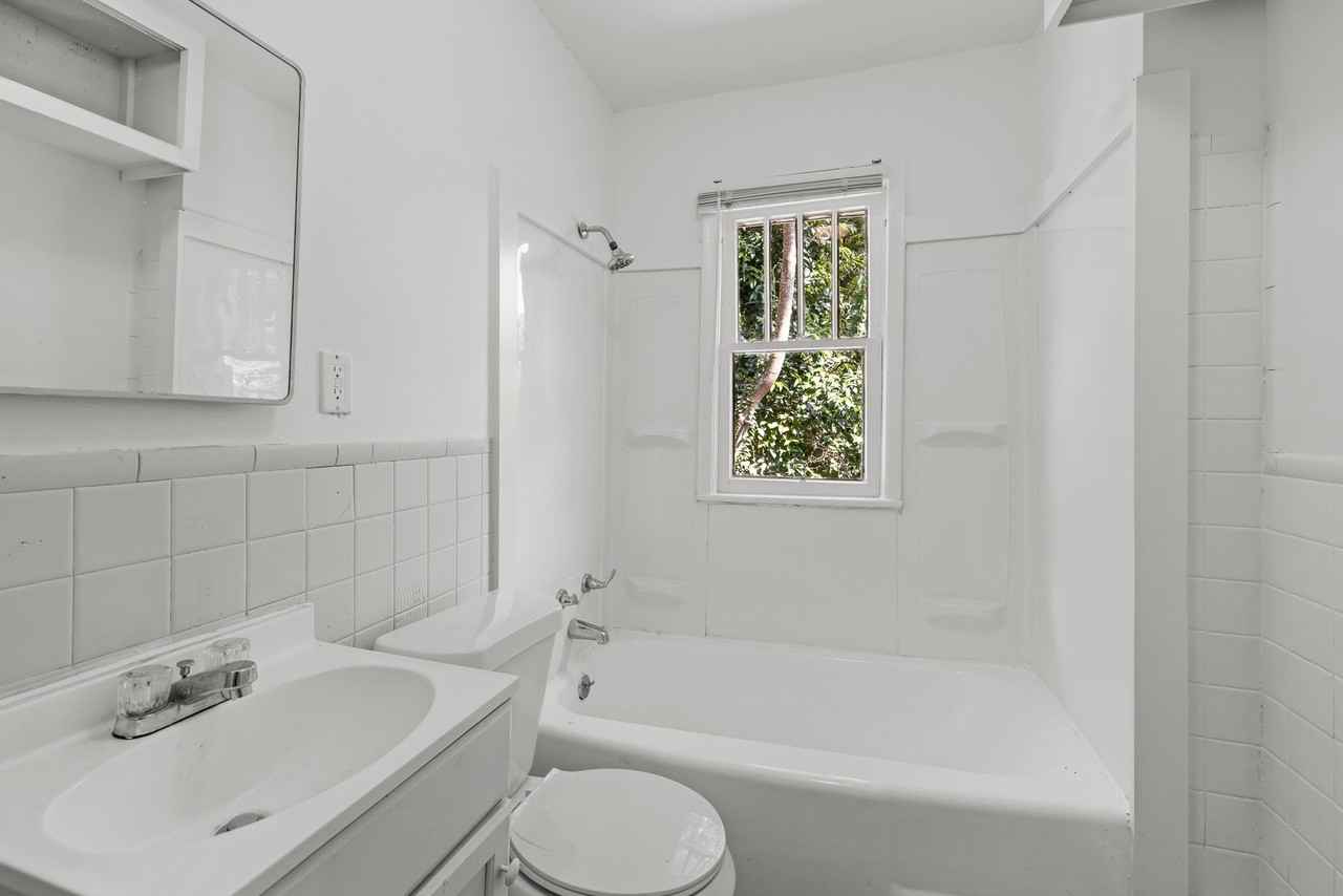 514 81st St S #1 - Photo 6 of 17