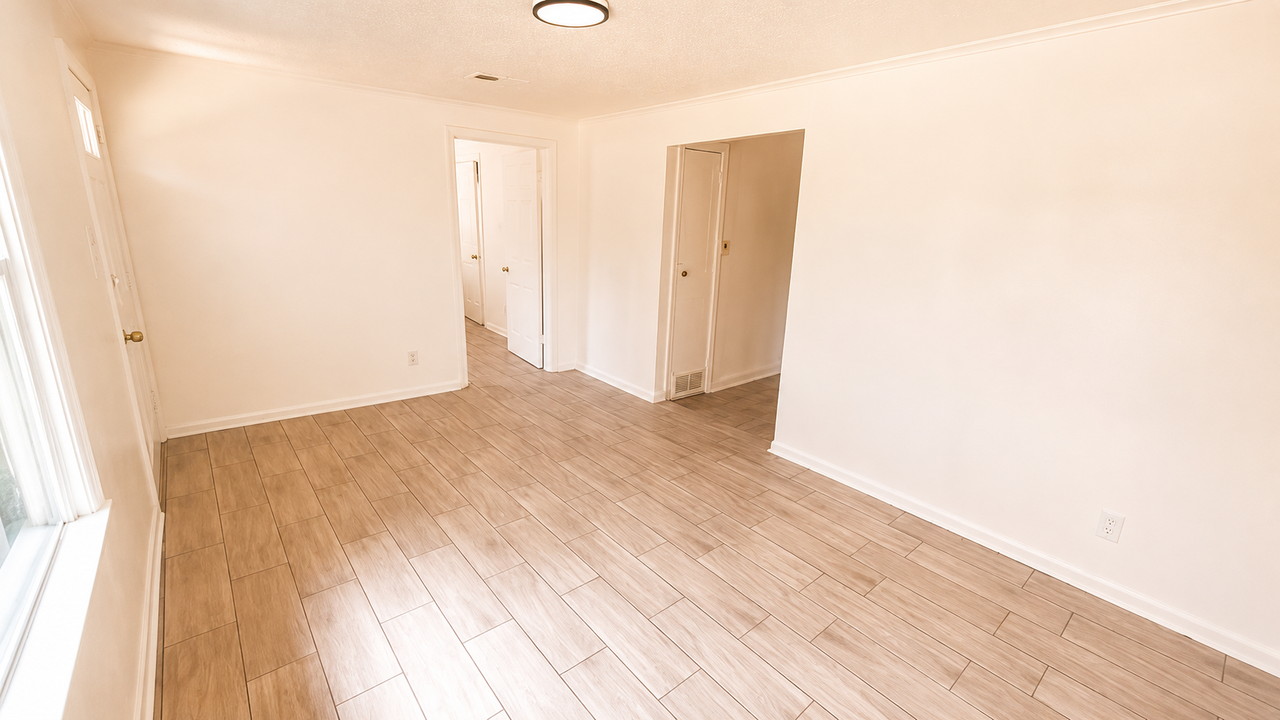 2381 Lindbergh Rd #1 - Photo 4 of 8