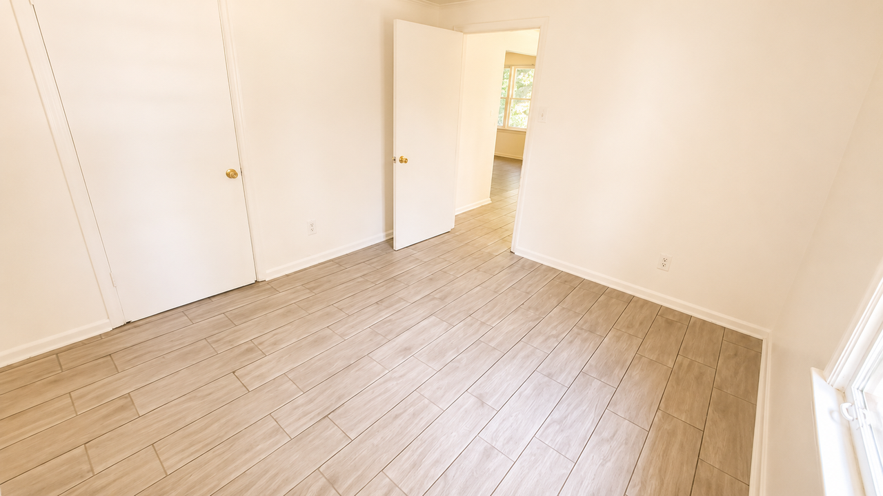 2381 Lindbergh Rd #1 - Photo 5 of 8