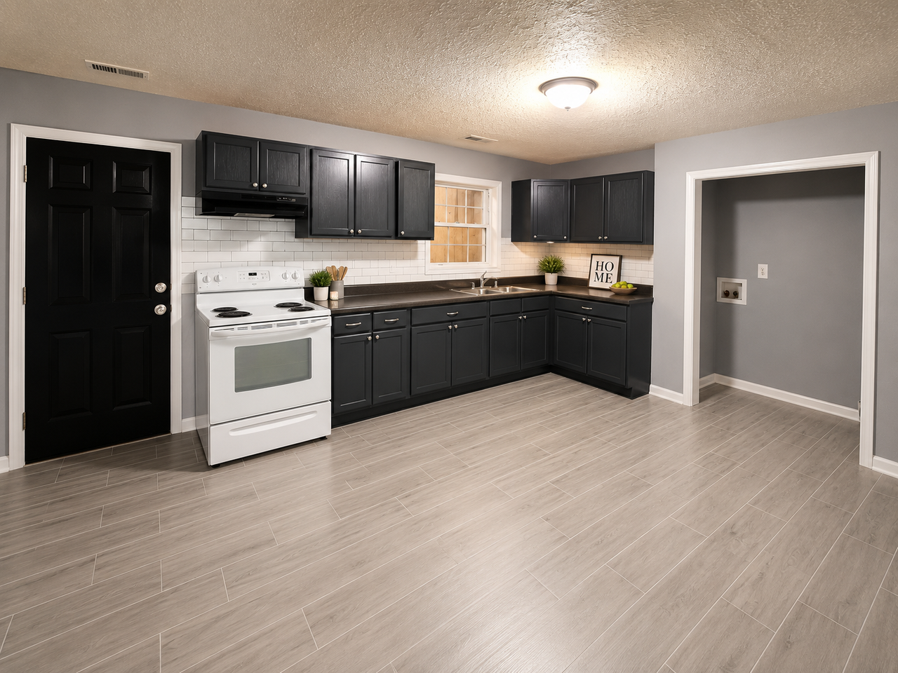 1586 Harmen St #1 - Photo 4 of 9