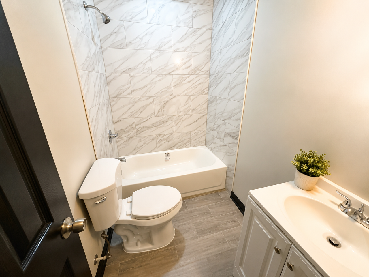 770 Boston St #1 - Photo 6 of 8