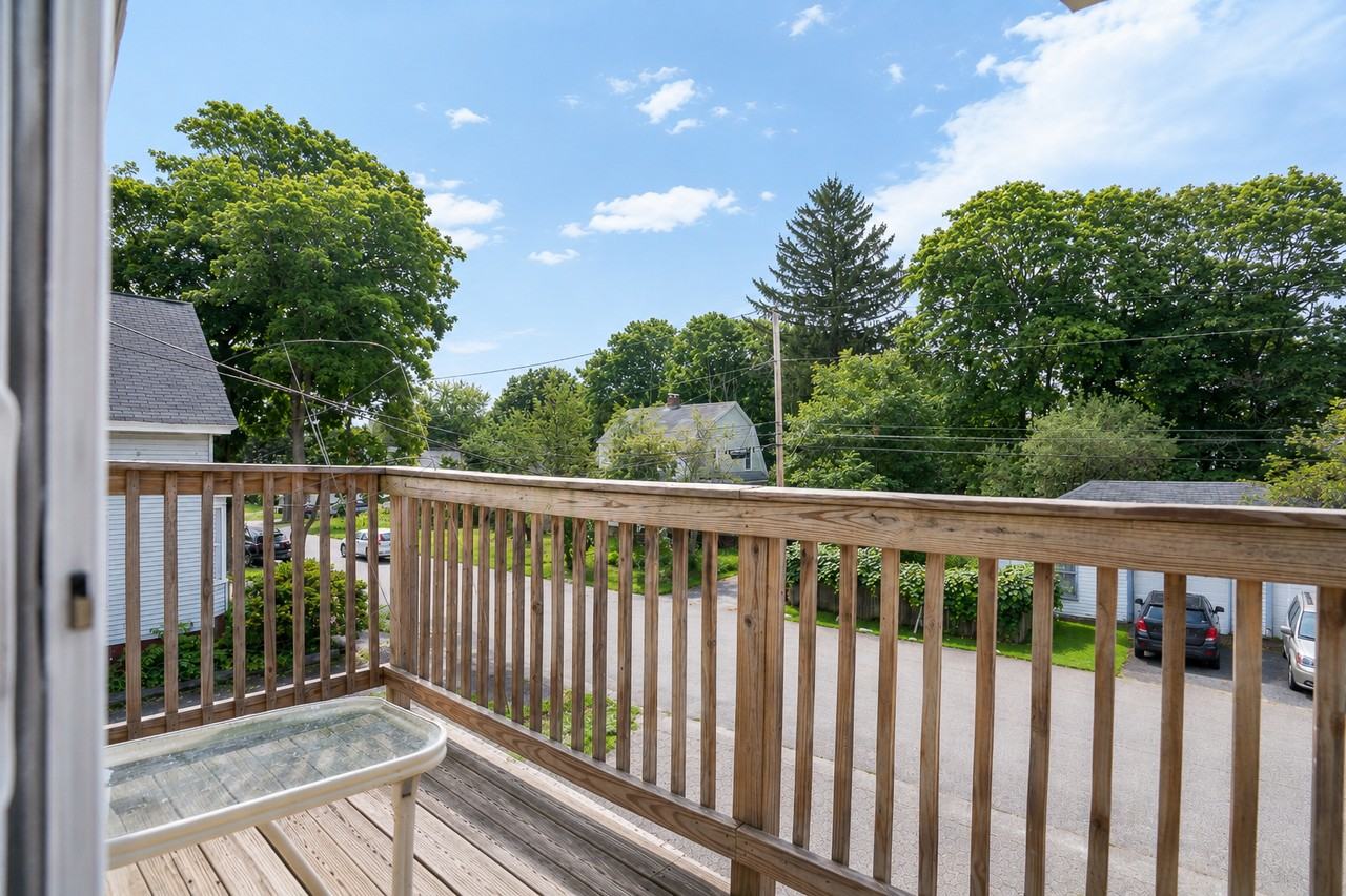 184 Elm St #4 - Photo 5 of 27