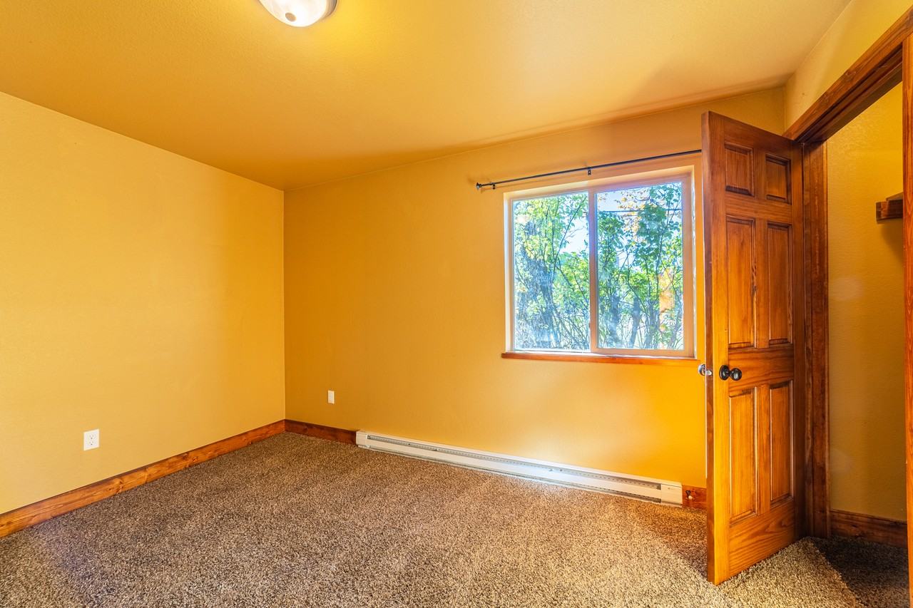 916 Saint Joe St #916 - Photo 5 of 11