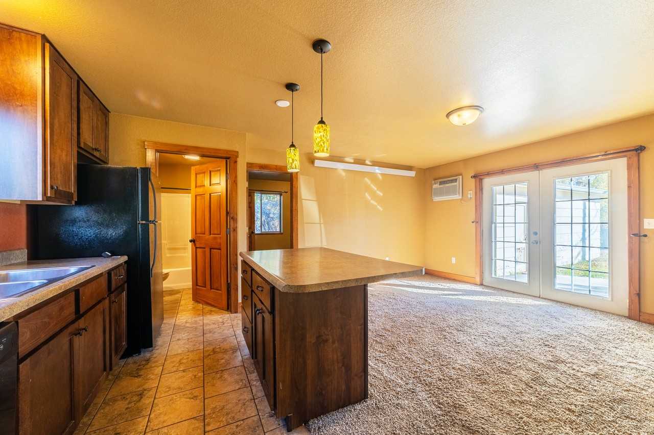 916 Saint Joe St #916 - Photo 7 of 11