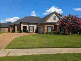 featured image of 519 Brompton Ln