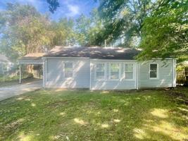 featured image of 1131 Amelia Ave