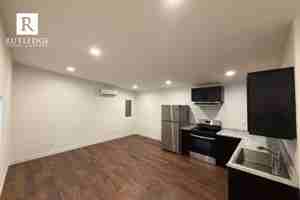 featured image of 747 Dakota Ave