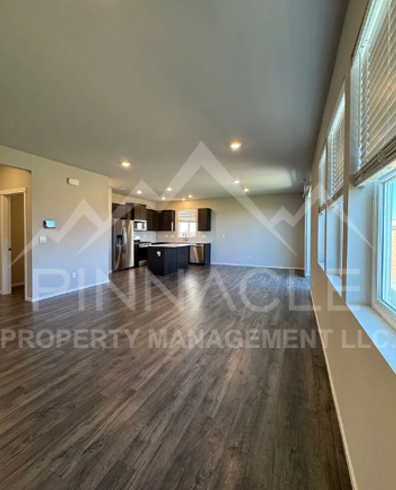 2906 Longhorn Loop - Photo 6 of 20