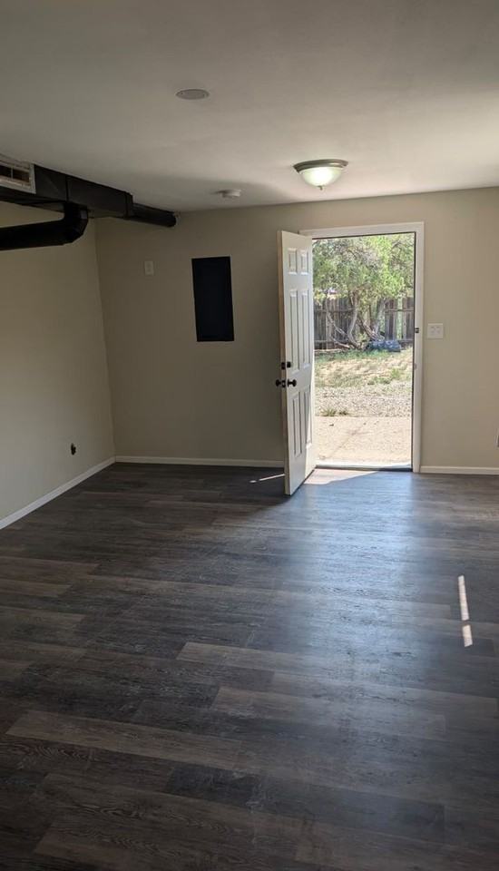 226 Waverly Ave - Photo 2 of 19