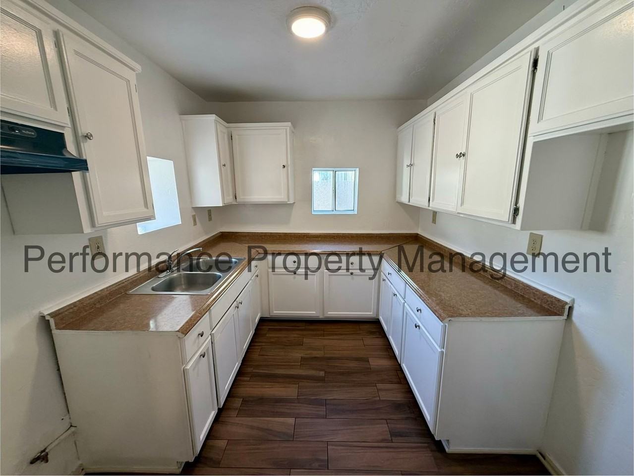 Woodrow Ave 720 - Photo 4 of 29