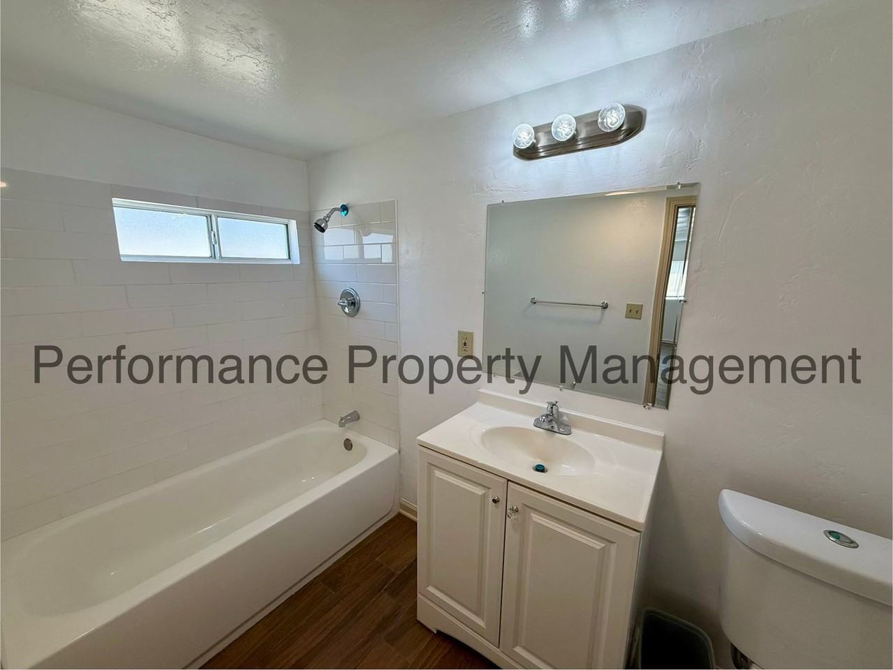 Woodrow Ave 720 - Photo 6 of 29