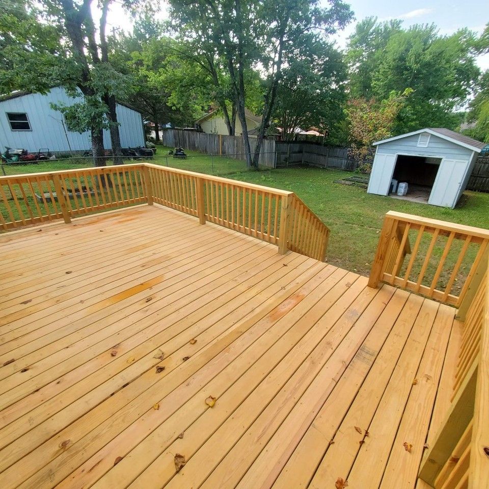 702 Wildwood Ave - Photo 5 of 33