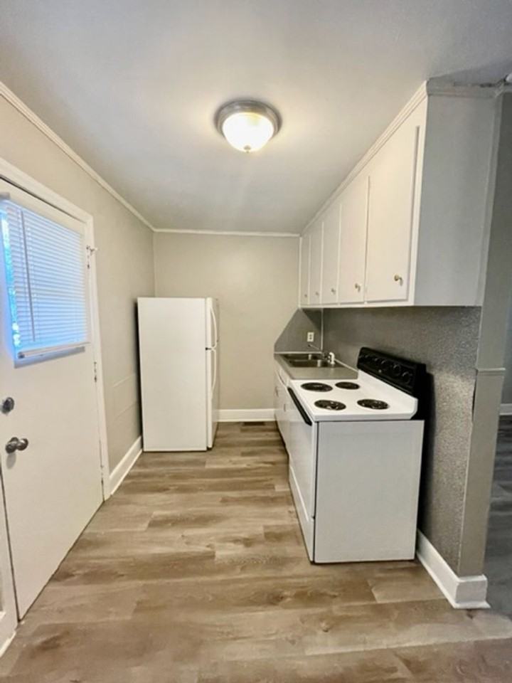 4503A Lochleven St - Photo 5 of 8