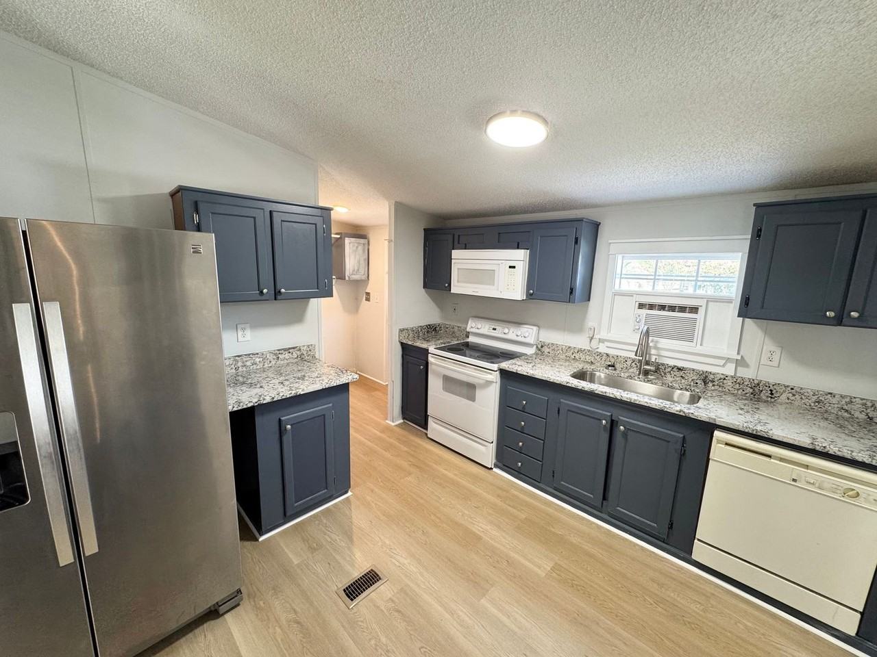 10909 Mcdowell Short Cut Rd - Photo 5 of 12