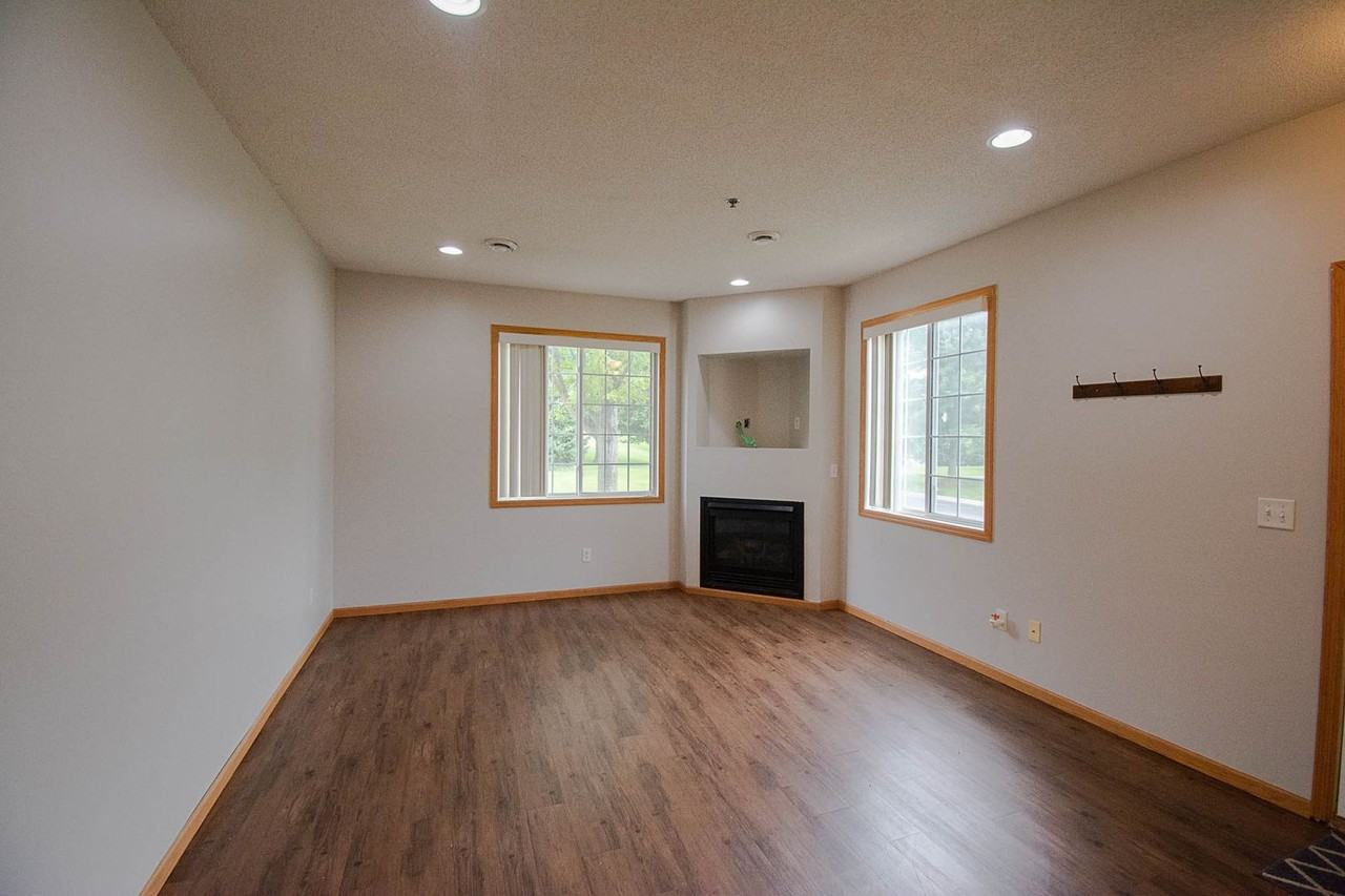 2827 Agate Pl Nw - Photo 2 of 22