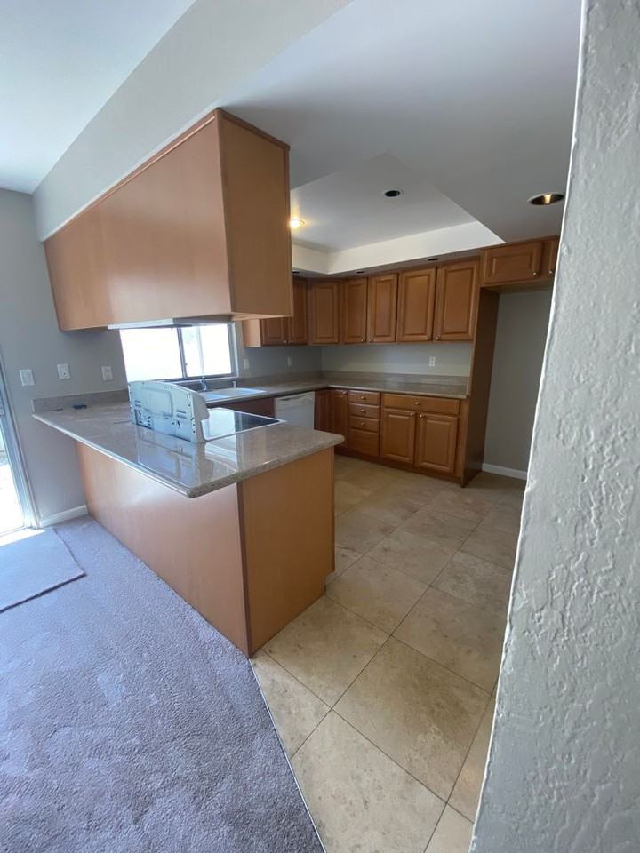 1567 Ivycreek Cir - Photo 7 of 21