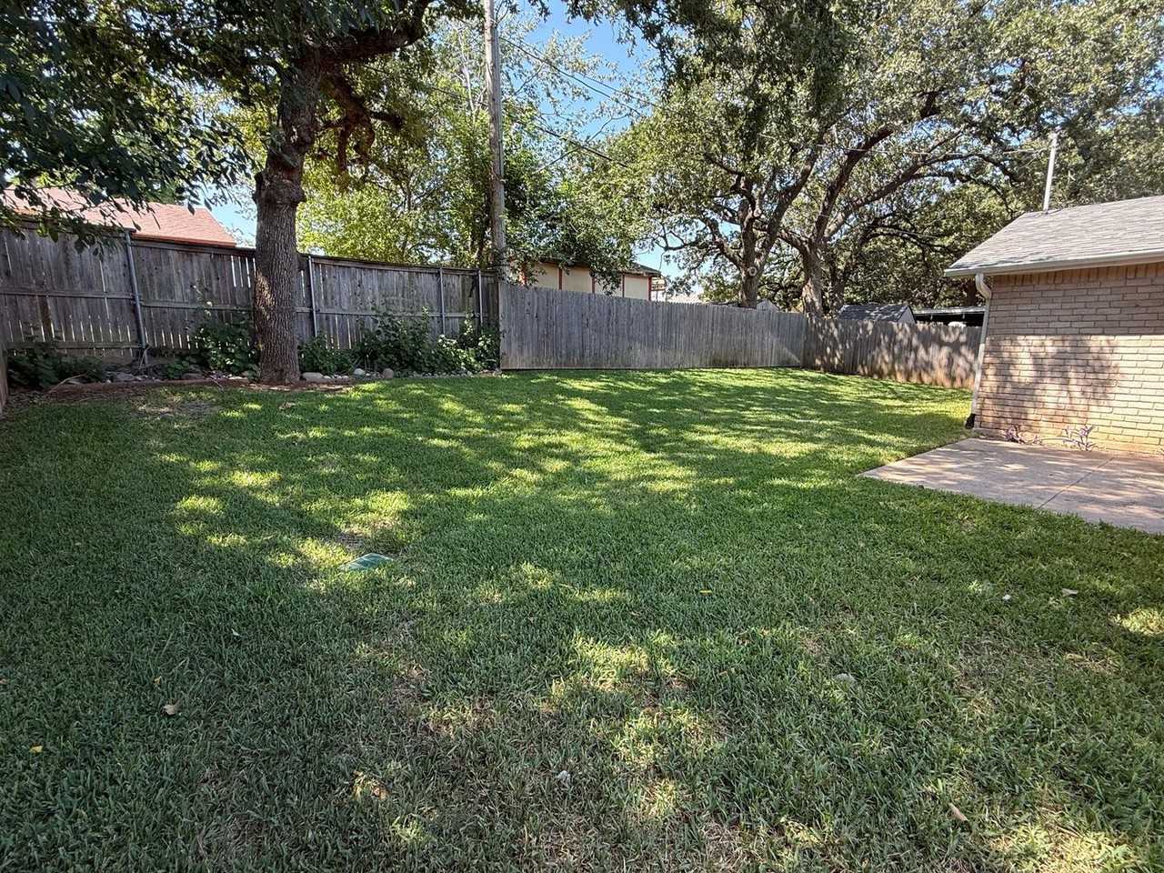 6700 Forestview Dr - Photo 2 of 26