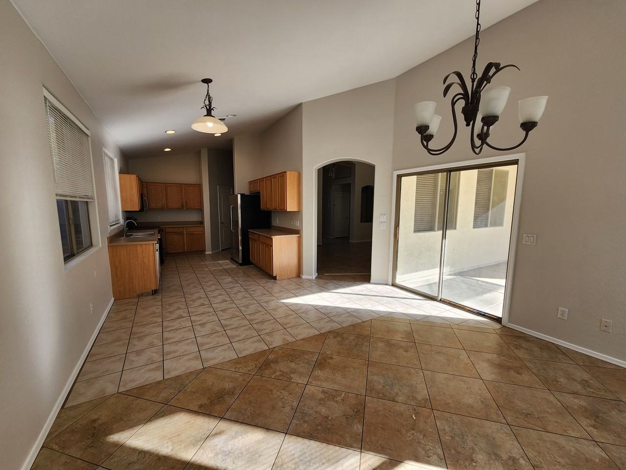 12547 W Glenrosa Dr - Photo 7 of 7