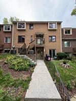 featured image of 1721 Donlee Dr