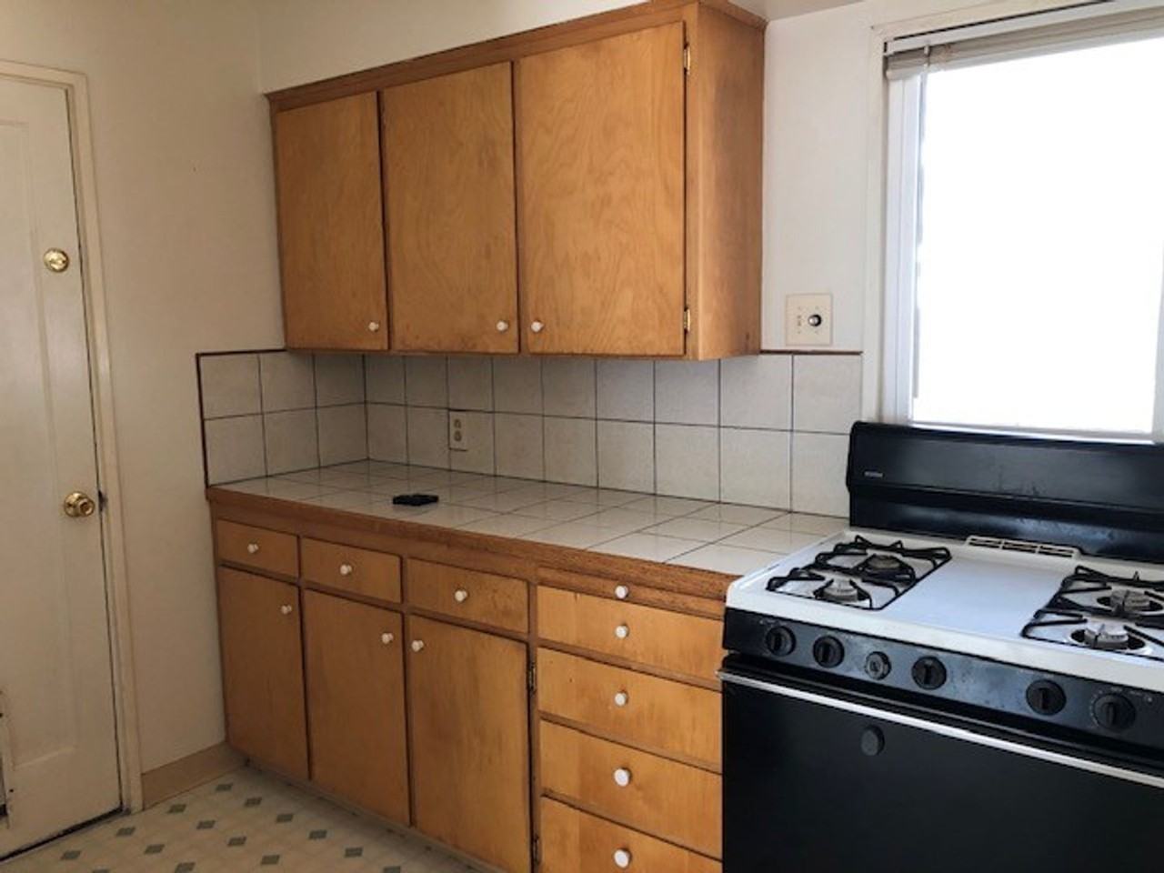 4795 Sw Maple Ave - Photo 2 of 21