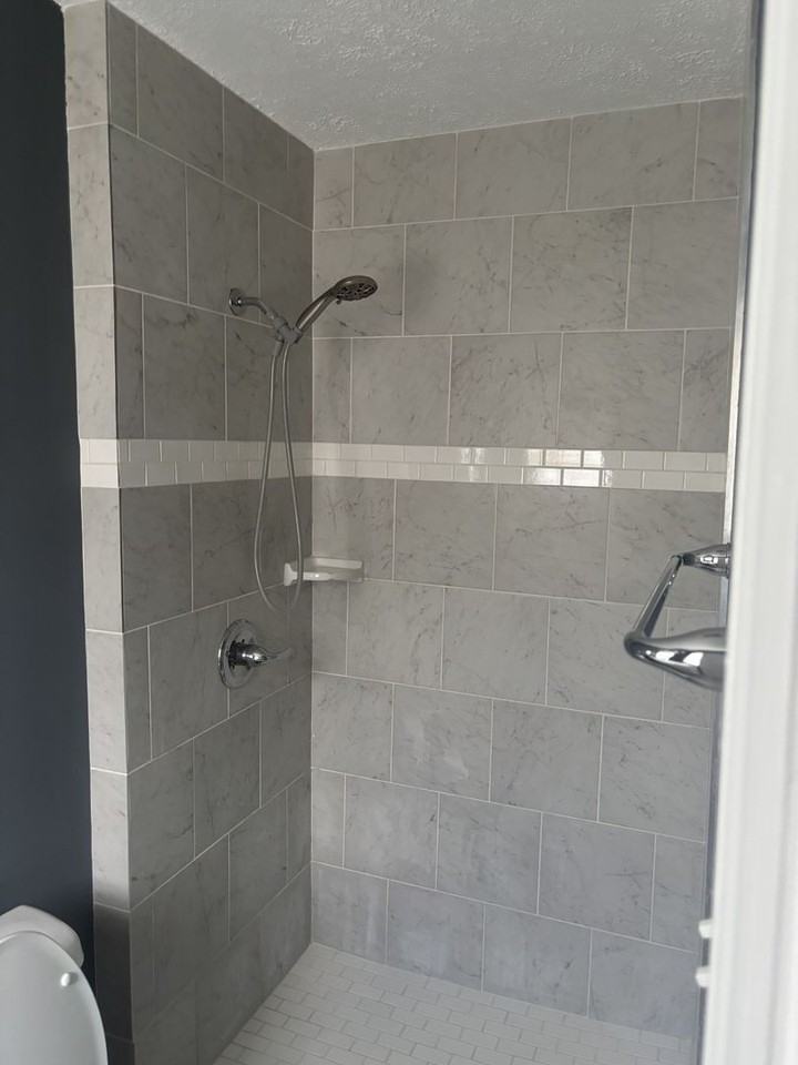 116 Crestview Dr - Photo 2 of 9