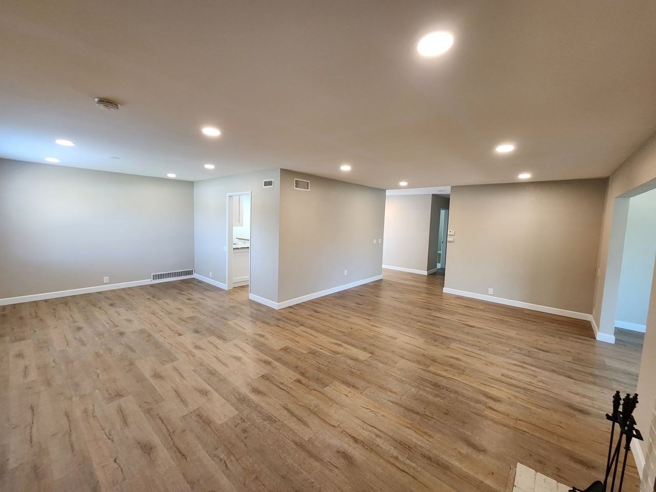16598 Bernardo Oaks Dr - Photo 5 of 18