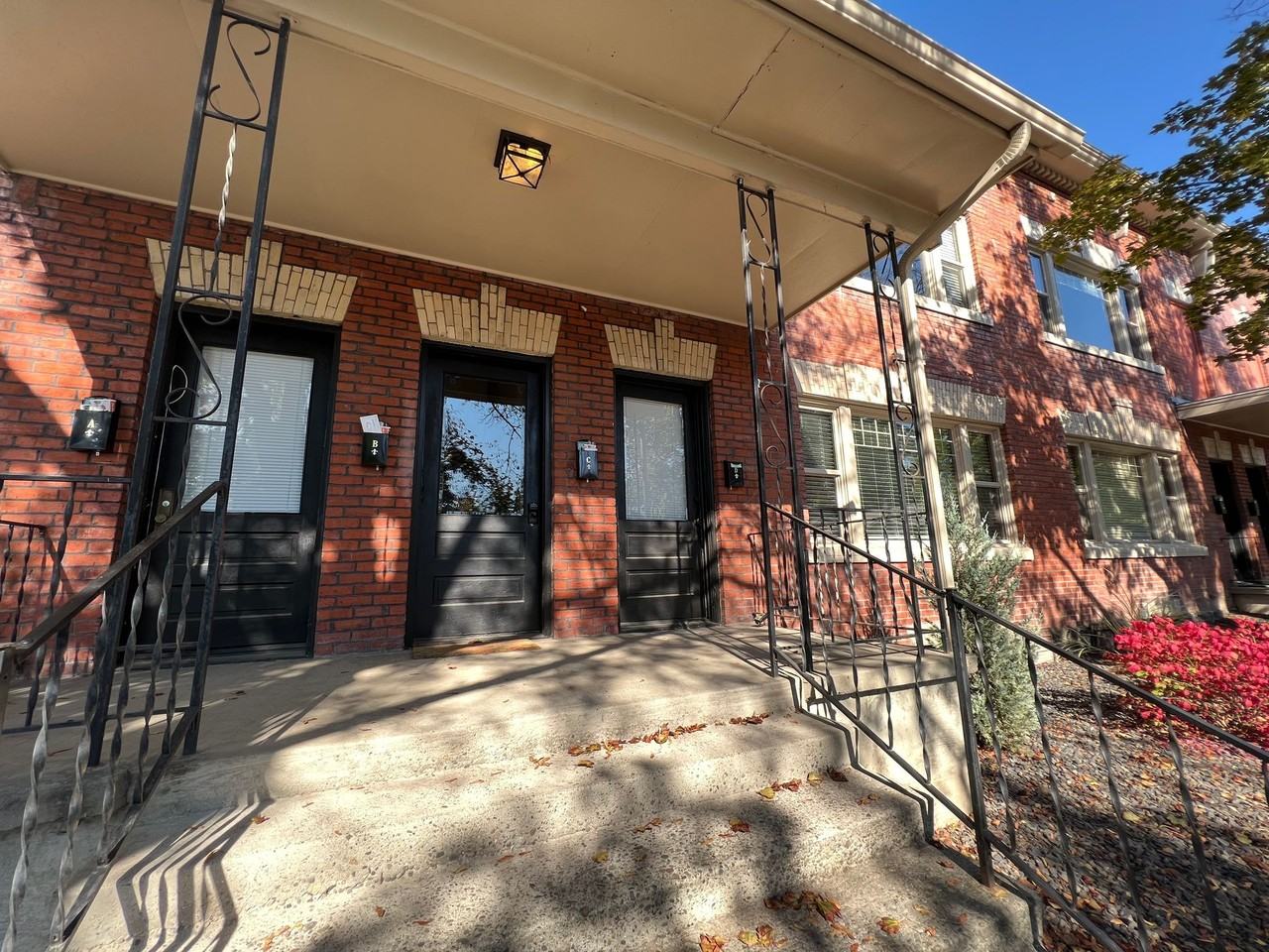 Welcome to Albina Apartments! - Photo 4 of 4