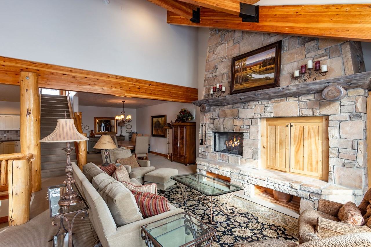 16 Gallivan Ct - Photo 7 of 31