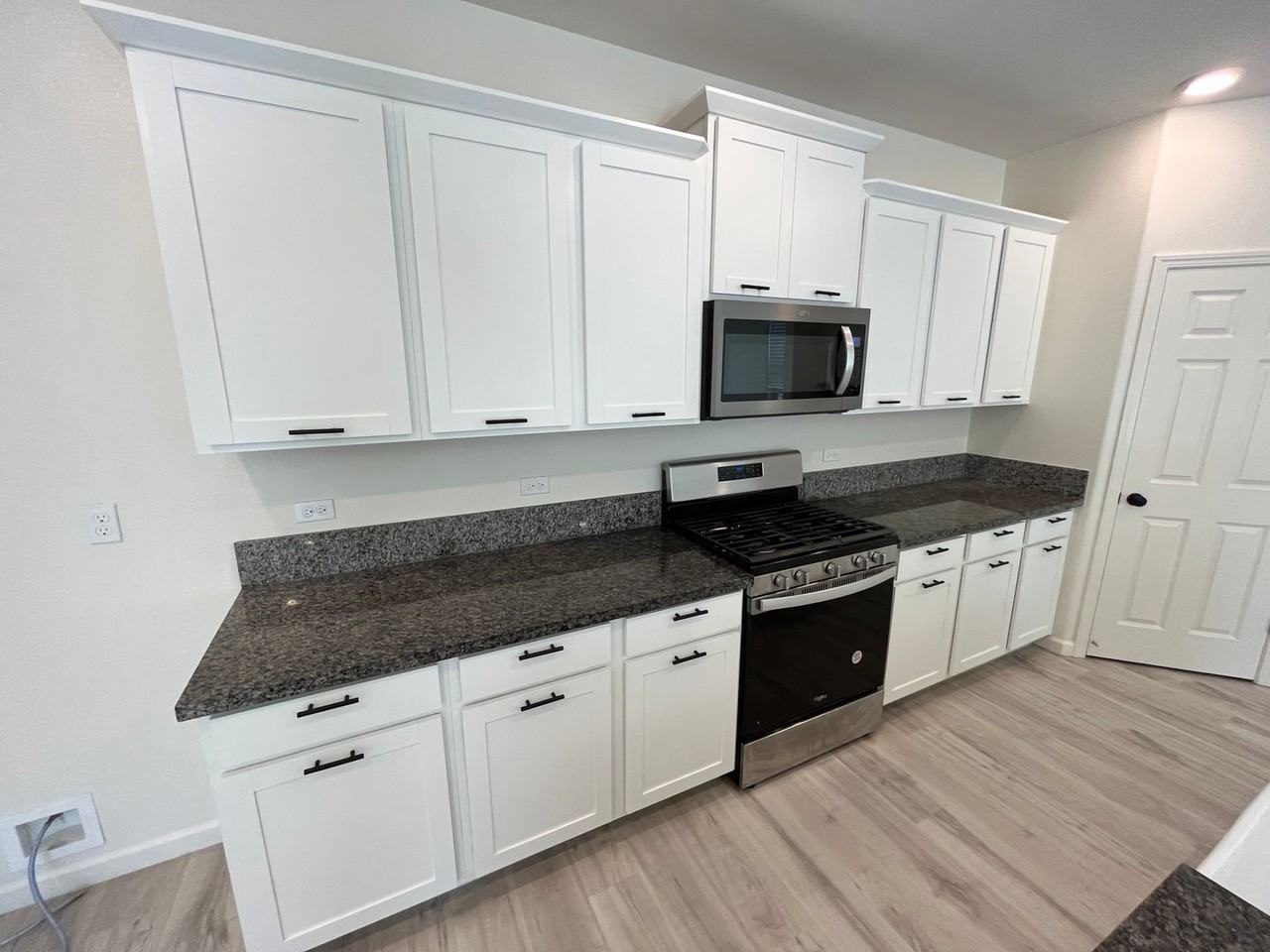 2240 S Lebec St - Photo 5 of 19