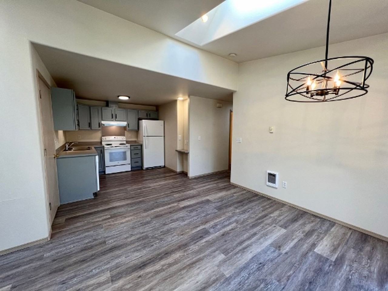 9023 Steilacoom Rd Se - Photo 4 of 19