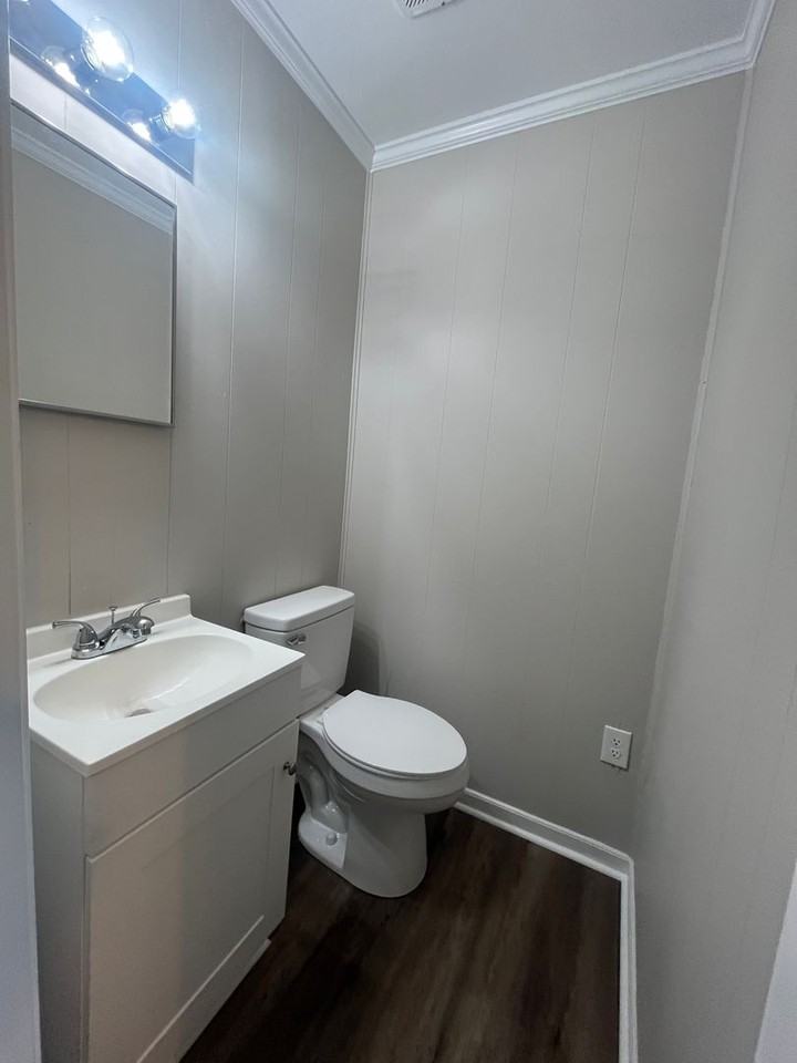 269 Woodruff St - Photo 4 of 20