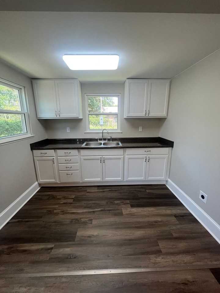 269 Woodruff St - Photo 6 of 20