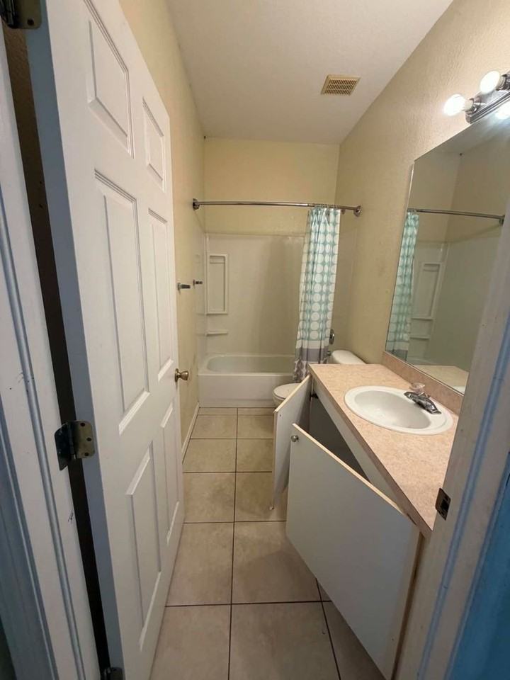 2695 Gisela Rd - Photo 7 of 8