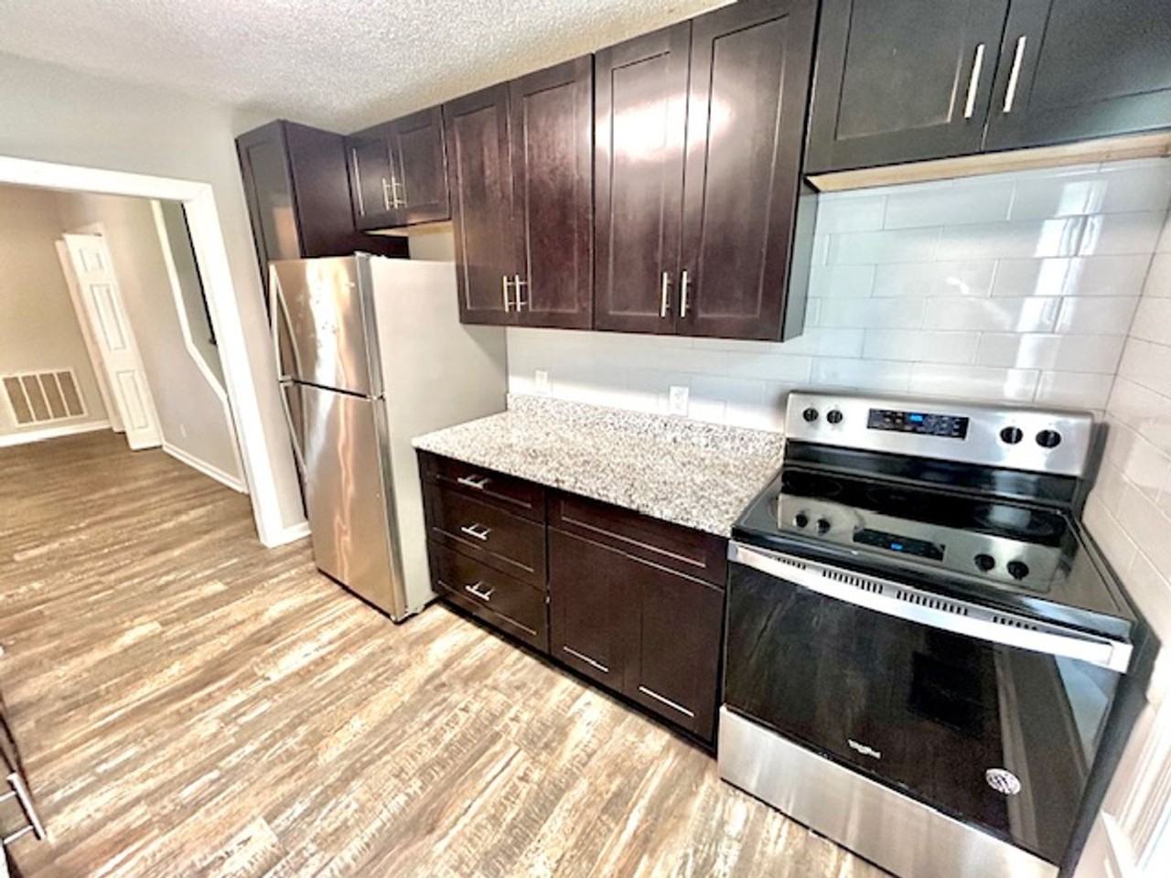 3512 Triana Blvd Sw - Photo 3 of 14