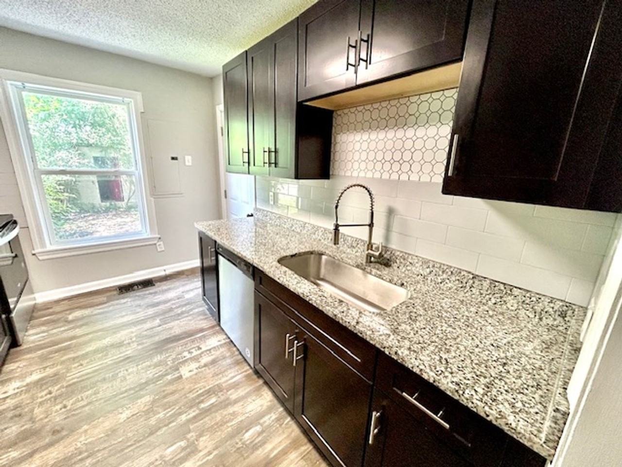 3512 Triana Blvd Sw - Photo 6 of 14