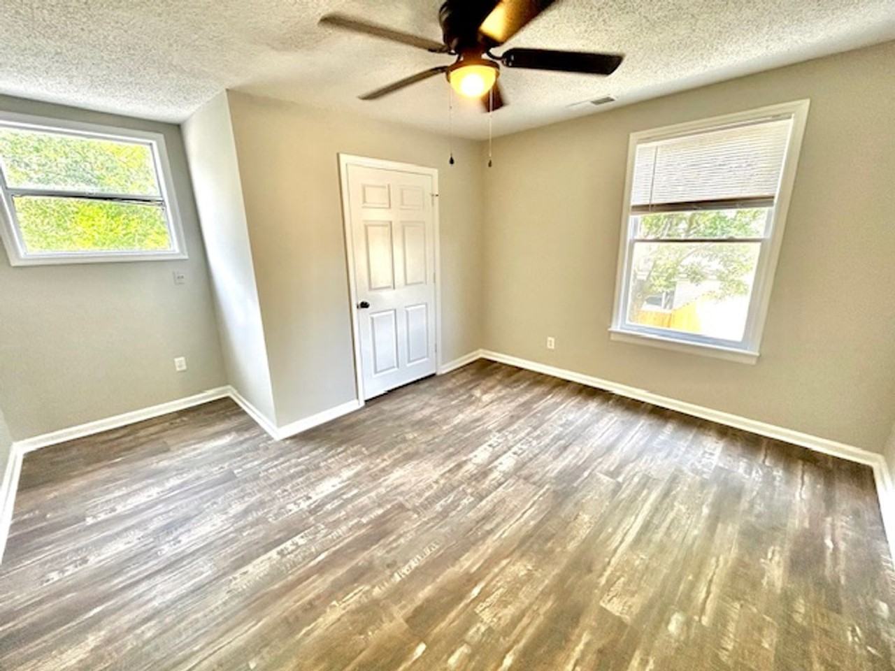 3512 Triana Blvd Sw - Photo 7 of 14