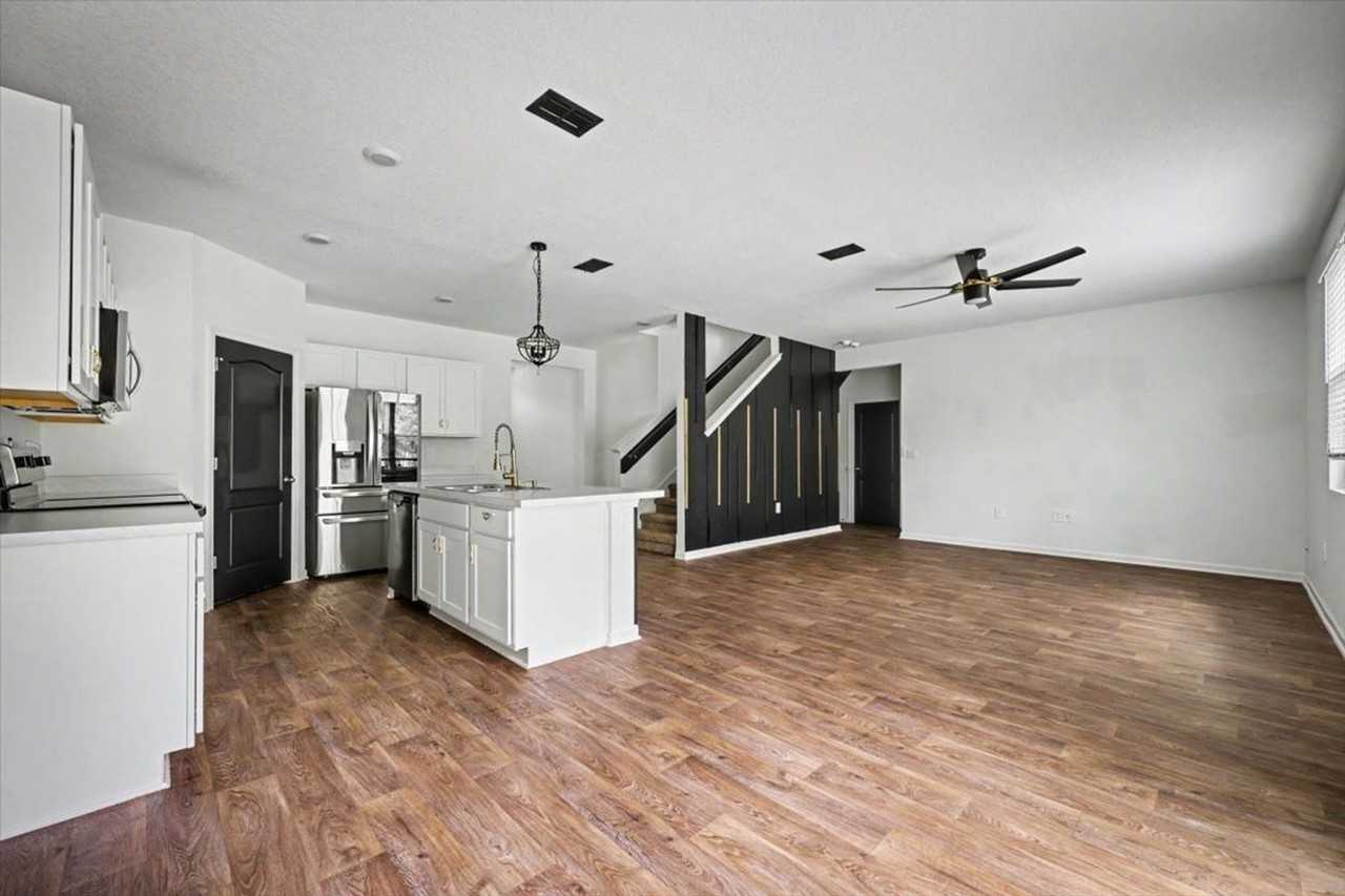 3197 Rustic Deer Way - Photo 5 of 34